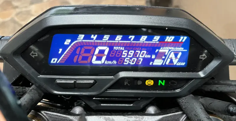 Moto Honda CB190R gris como nueva - 3