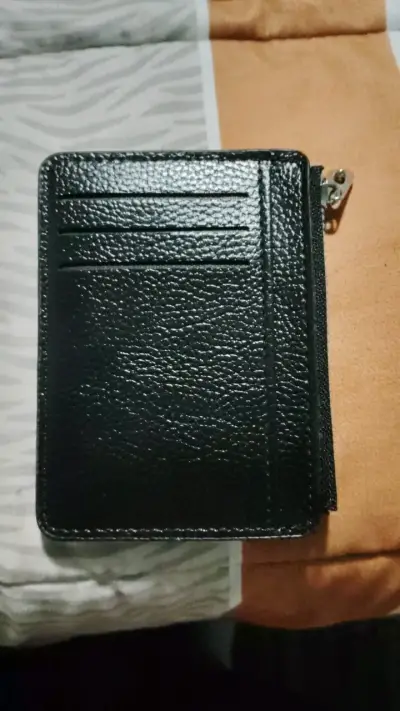 Tarjetero de cuero negro con cierre - miniatura 2