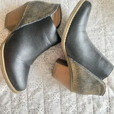 Botines negro con tacón medio - miniatura 1
