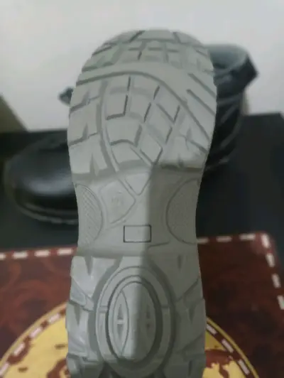 Botas de seguridad industrial negras - miniatura 3