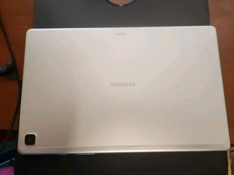 Tablet Samsung Galaxy Tab A7 en buen estado - 2