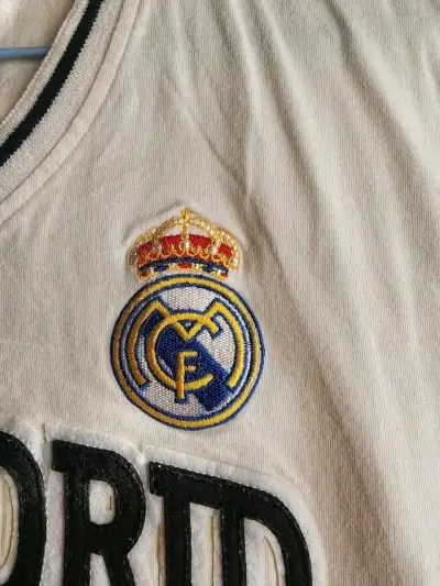 Polera Real Madrid blanca talla L - miniatura 2