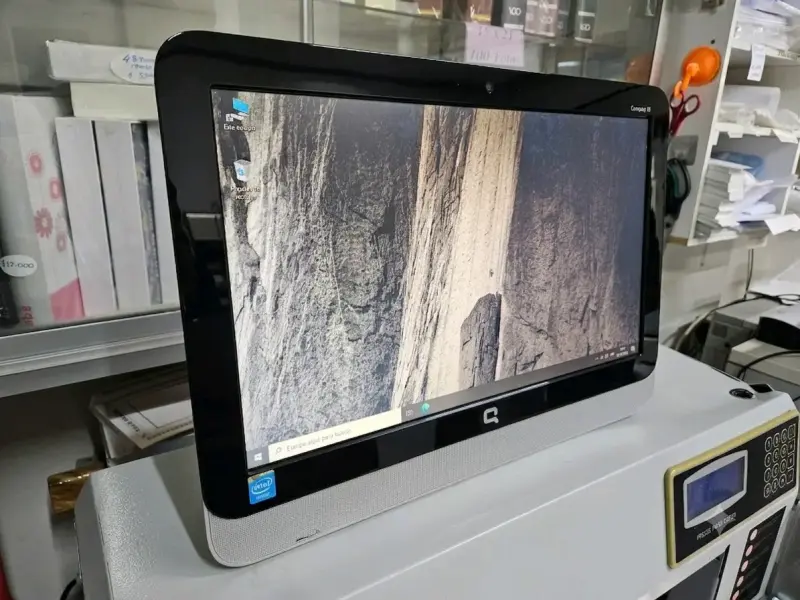 Computador All-in-One Compaq 18.5 pulgadas HD - 3