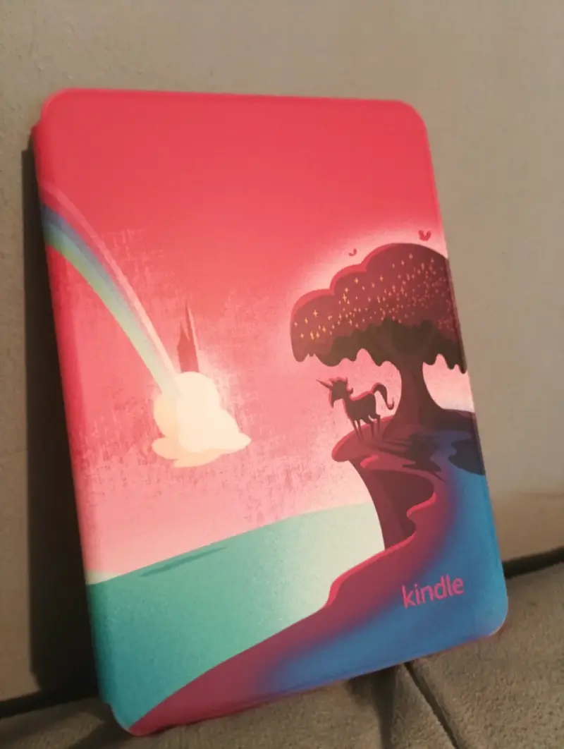 Kindle Kids Edition con funda y cargador - 6