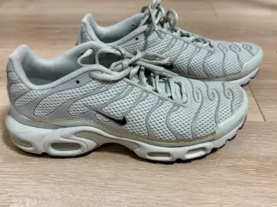 Zapatillas deportivas Nike Air Max TN grises - miniatura 1