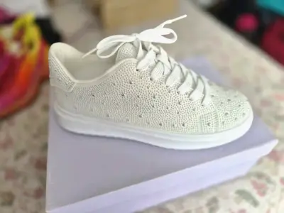 Steve Madden Zapatillas para novia con brillantes - miniatura 1