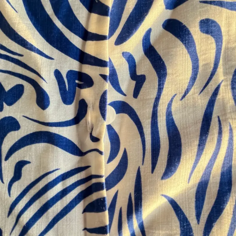 Camisa de verano estampada azul y blanca Primark - 4