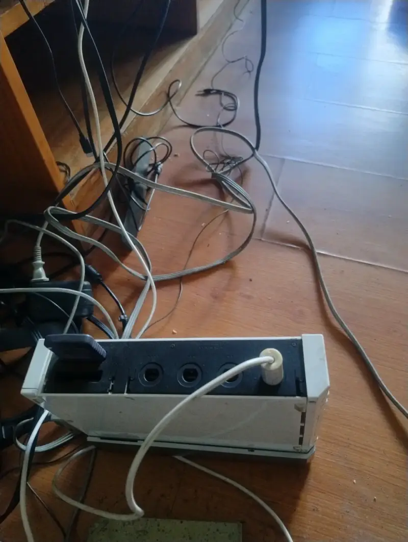 Consola Nintendo Wii con cables y accesorios - 1