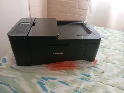 Impresora multifuncional Canon TR4527 en buen estado - miniatura 2
