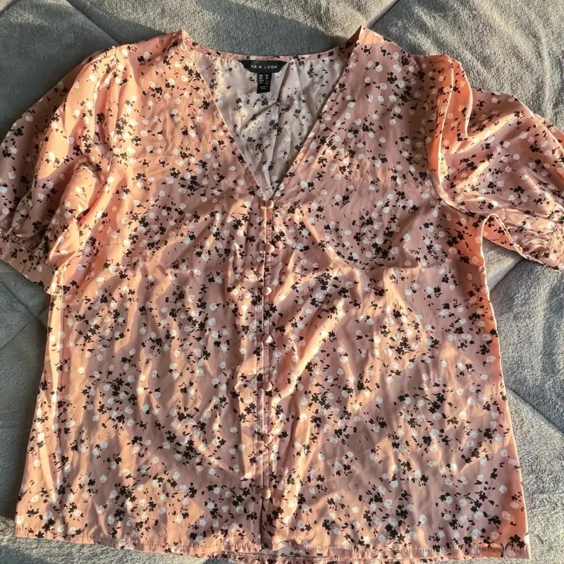 Blusa floral rosa New Look talla 40 - 2