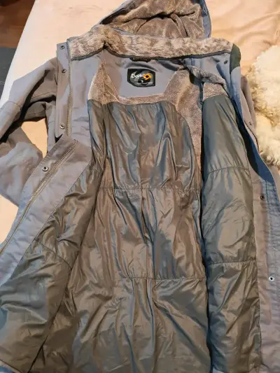 Parka Doite gris con capucha y forro térmico - miniatura 4