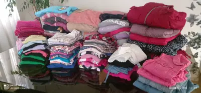 Lote de ropa infantil variada en buen estado - miniatura 7