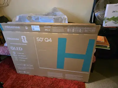 Televisor Hisense QLED 50 pulgadas Q4 - miniatura 1