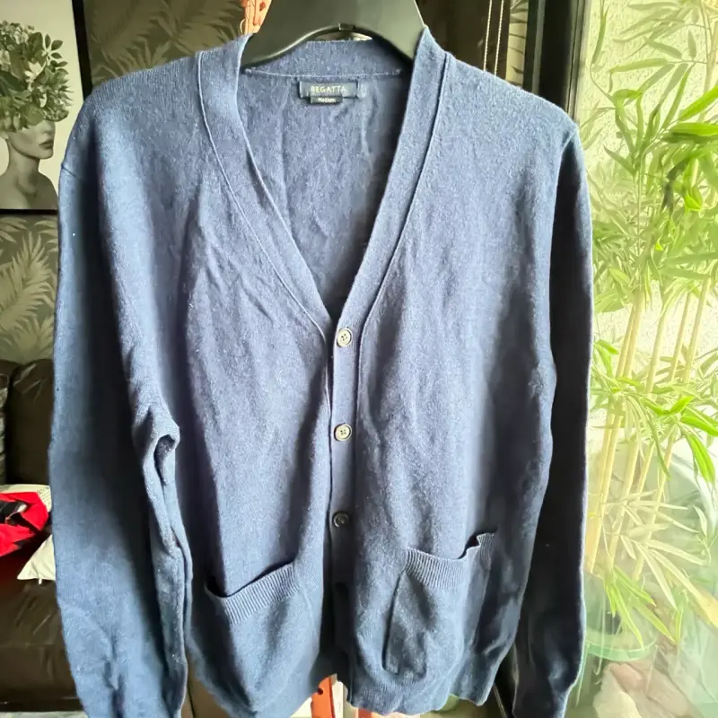 Cardigan azul marino de lana Regatta - 4