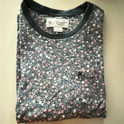 Polera estampada floral Penguin para hombre - miniatura 1
