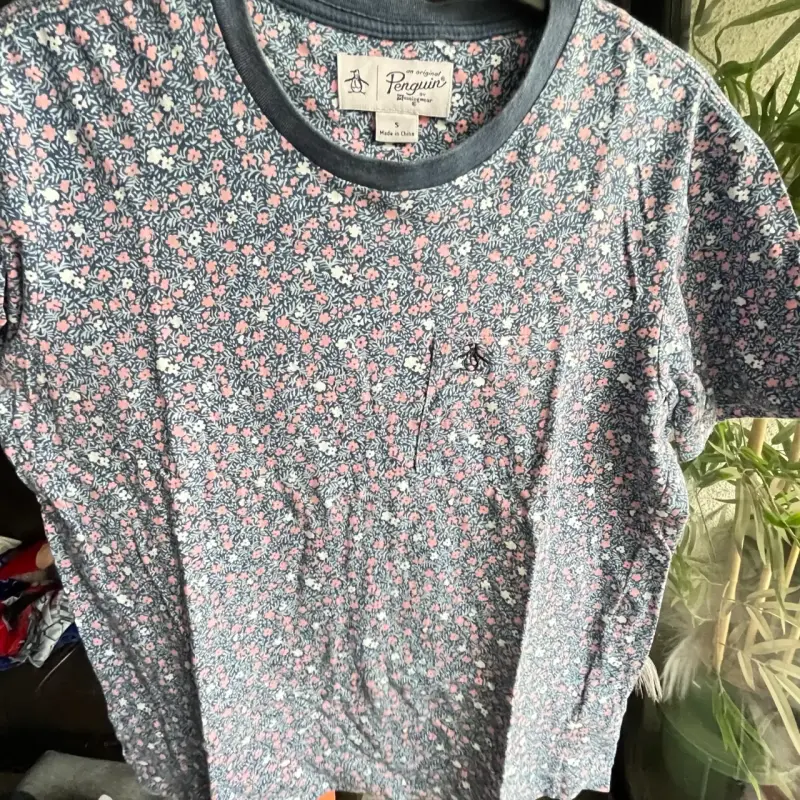Polera estampada floral Penguin para hombre - 2