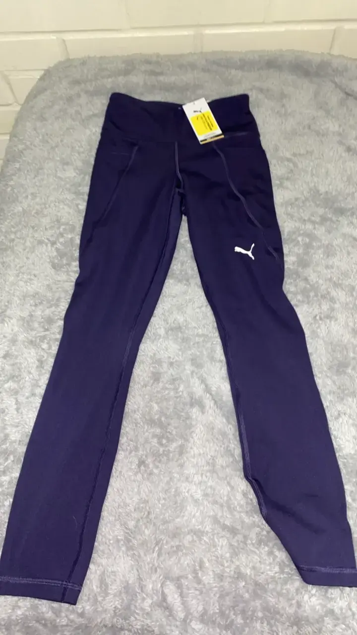 Leggings deportivos morados Puma para mujer