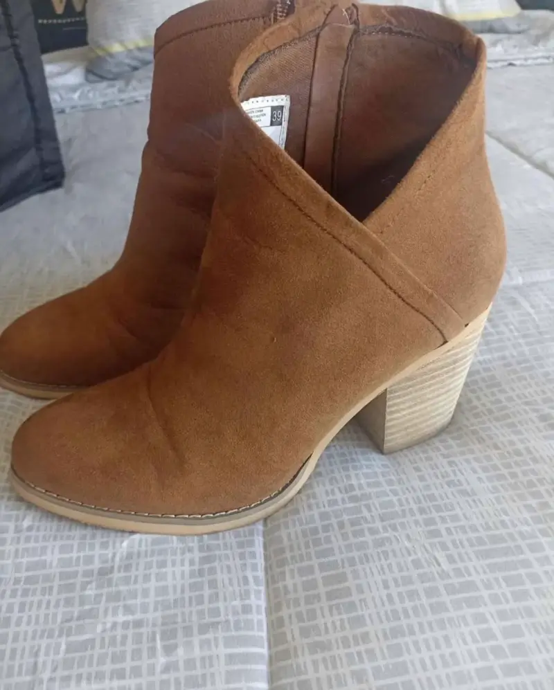 Botines de tacón alto color camel talla 39 - 4