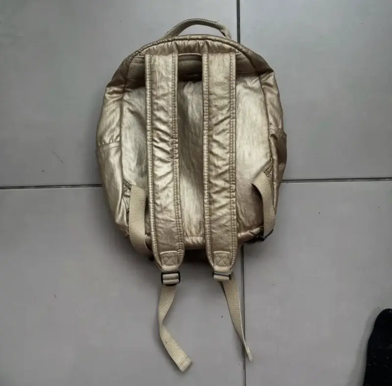 Mochila dorada Kipling/Modelo Seoul S - 2