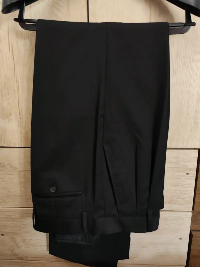 Traje negro Newport talla 46 - 3