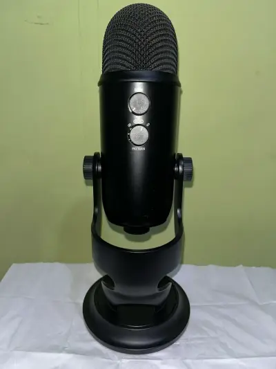 Micrófono USB Blue Yeti, Negro, Control de volumen - miniatura 2