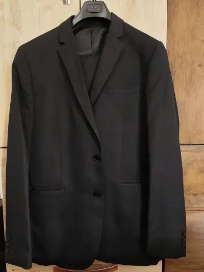 Traje negro clásico Franco Orselli Talla 48 - miniatura 1
