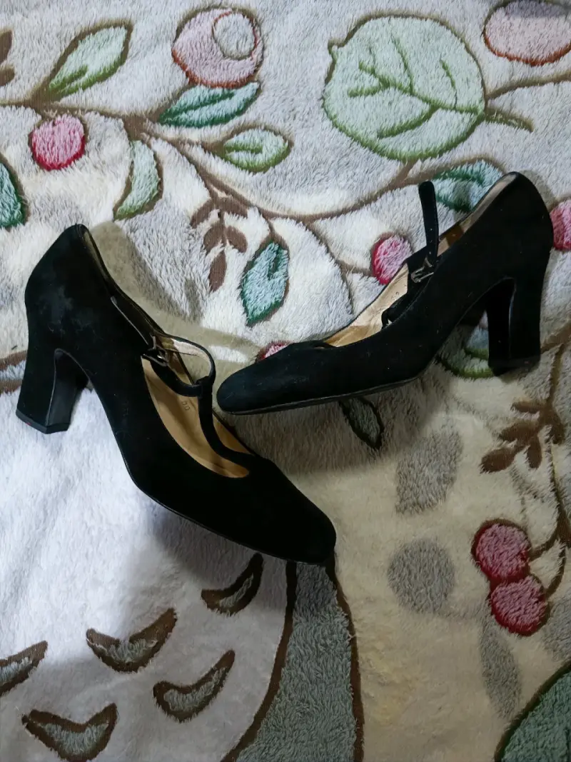 Zapatos de tacón negro de gamuza para mujer - 3