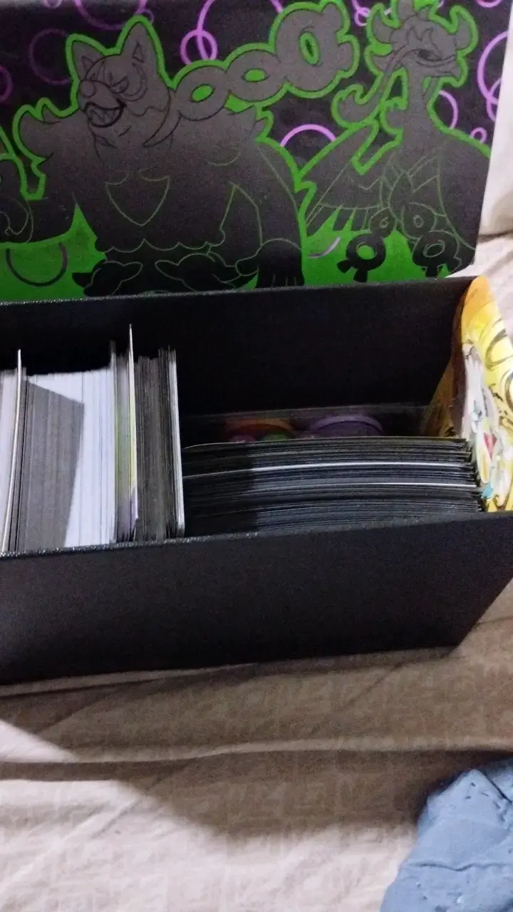 Colección de Cartas Pokémon Variadas - 3