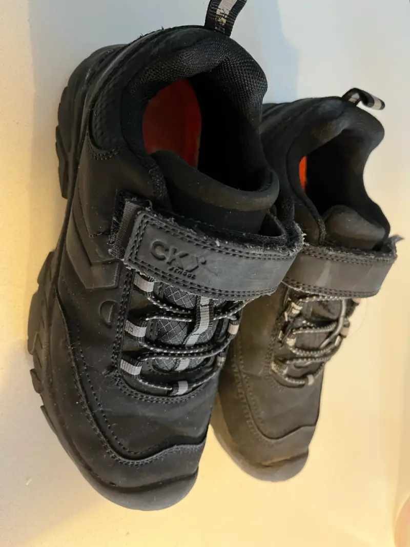 Zapatillas deportivas negras CKX  N.33 - 4