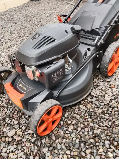 Cortacésped a gasolina Trex con ruedas grandes - miniatura 3