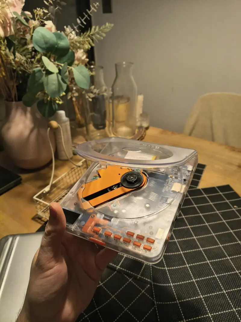 Reproductor de CD portátil con Bluetooth - 6