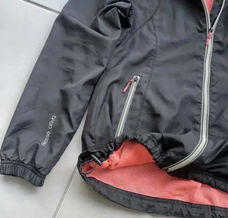 Cortaviento Ellesse negro reflectante - 3