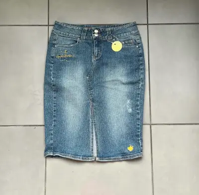Falda de mezclilla Apple Bottoms - miniatura 1
