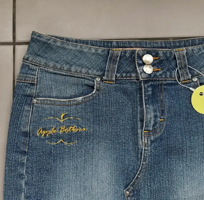 Falda de mezclilla Apple Bottoms - 2