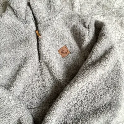 Polerón de lana sintética gris con cierre - miniatura 4