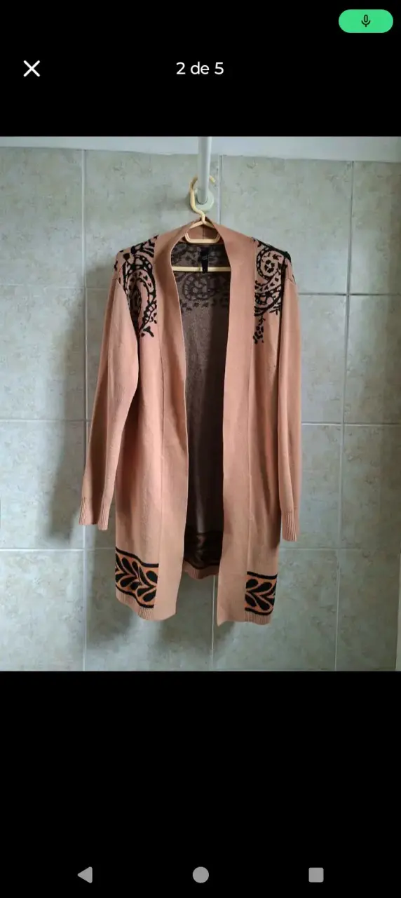 Cardigan largo beige con diseño negro - 2