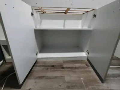 Cama alta con estantes integrados - miniatura 5