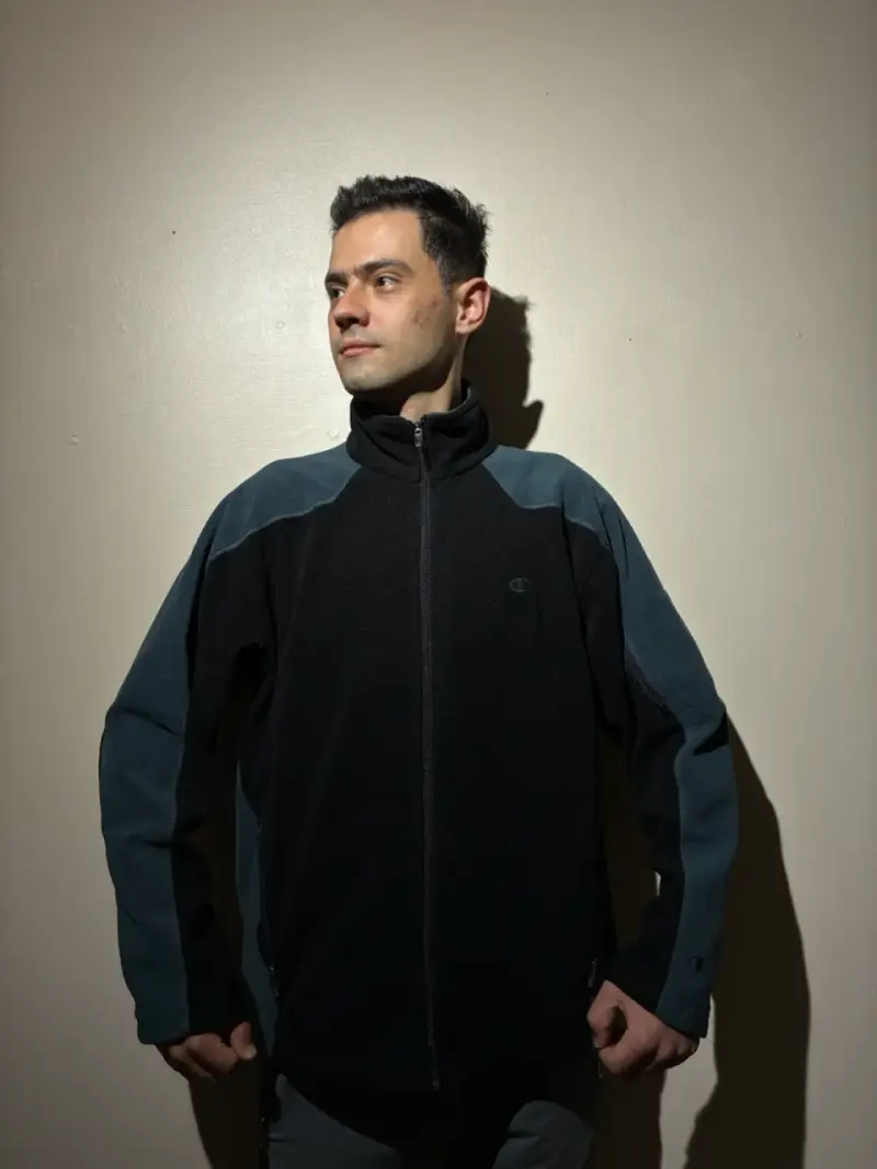 ♻️Chaqueta polar Champion negra y azul - 3