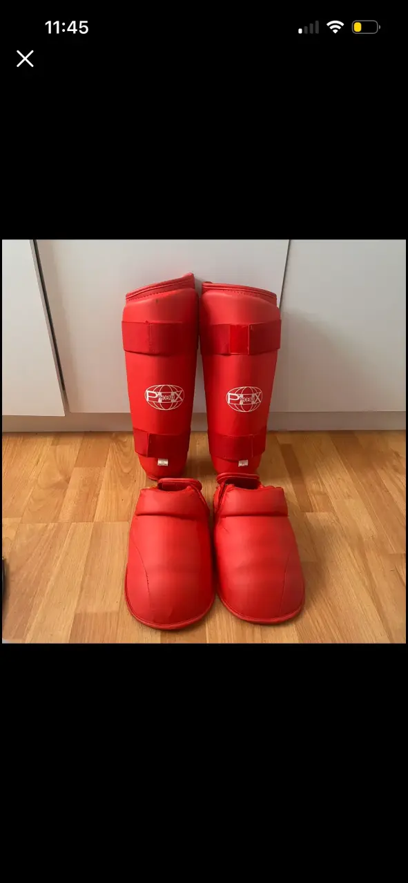 Protecciones de Karate Phoenix rojas - 1