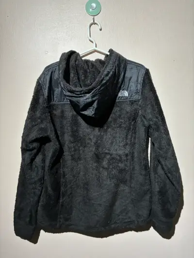 ♻️Chaqueta polar negra The North Face para mujer - miniatura 2