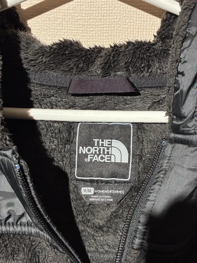 ♻️Chaqueta polar negra The North Face para mujer - 3