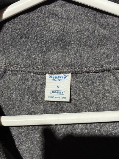 ♻️Chaqueta Polar Gris Old Navy Active Talla S - miniatura 3