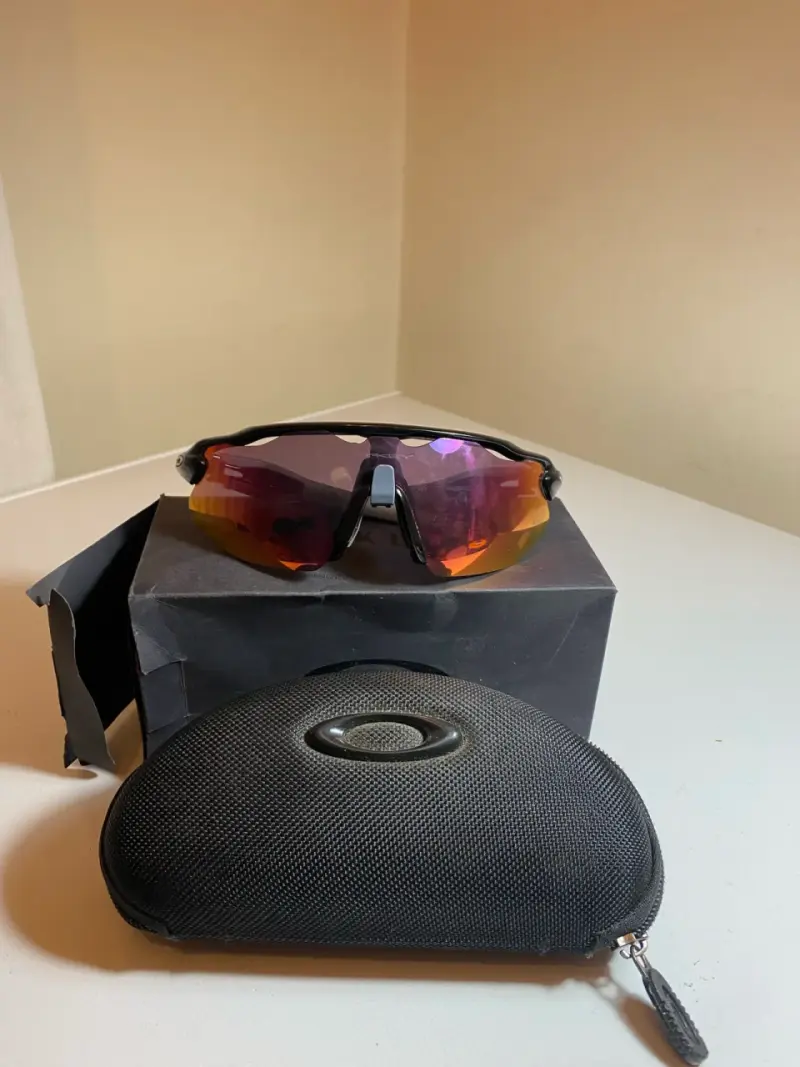 Lentes Oakley - 1