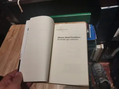 Libro 'El olvido que seremos' de Héctor Abad Faciolince - miniatura 2