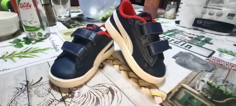 Zapatillas deportivas para niños Puma azul y rojo - 3