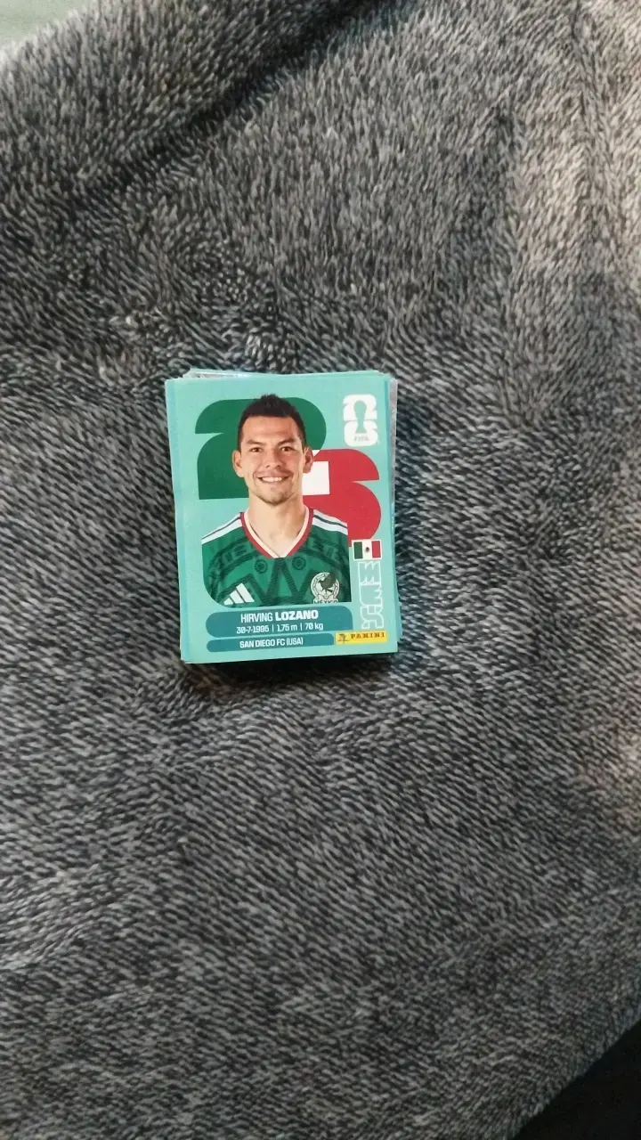 Set de láminas Panini Mundial 2023 - 1