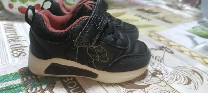 Zapatillas negras para niños Black & Blue - 1