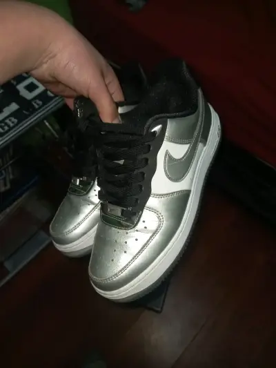 Zapatillas deportivas plateadas para hombre - miniatura 2