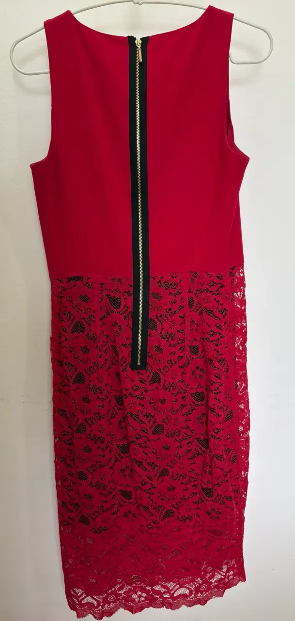 Vestido rojo con encaje Kensie talla XS - 2