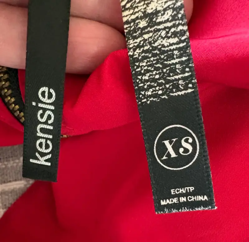 Vestido rojo con encaje Kensie talla XS - 3